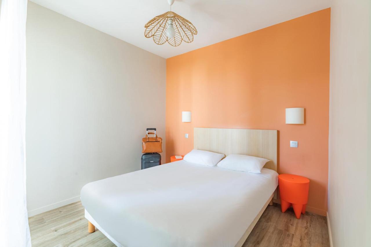 One Bedroom Apartment
