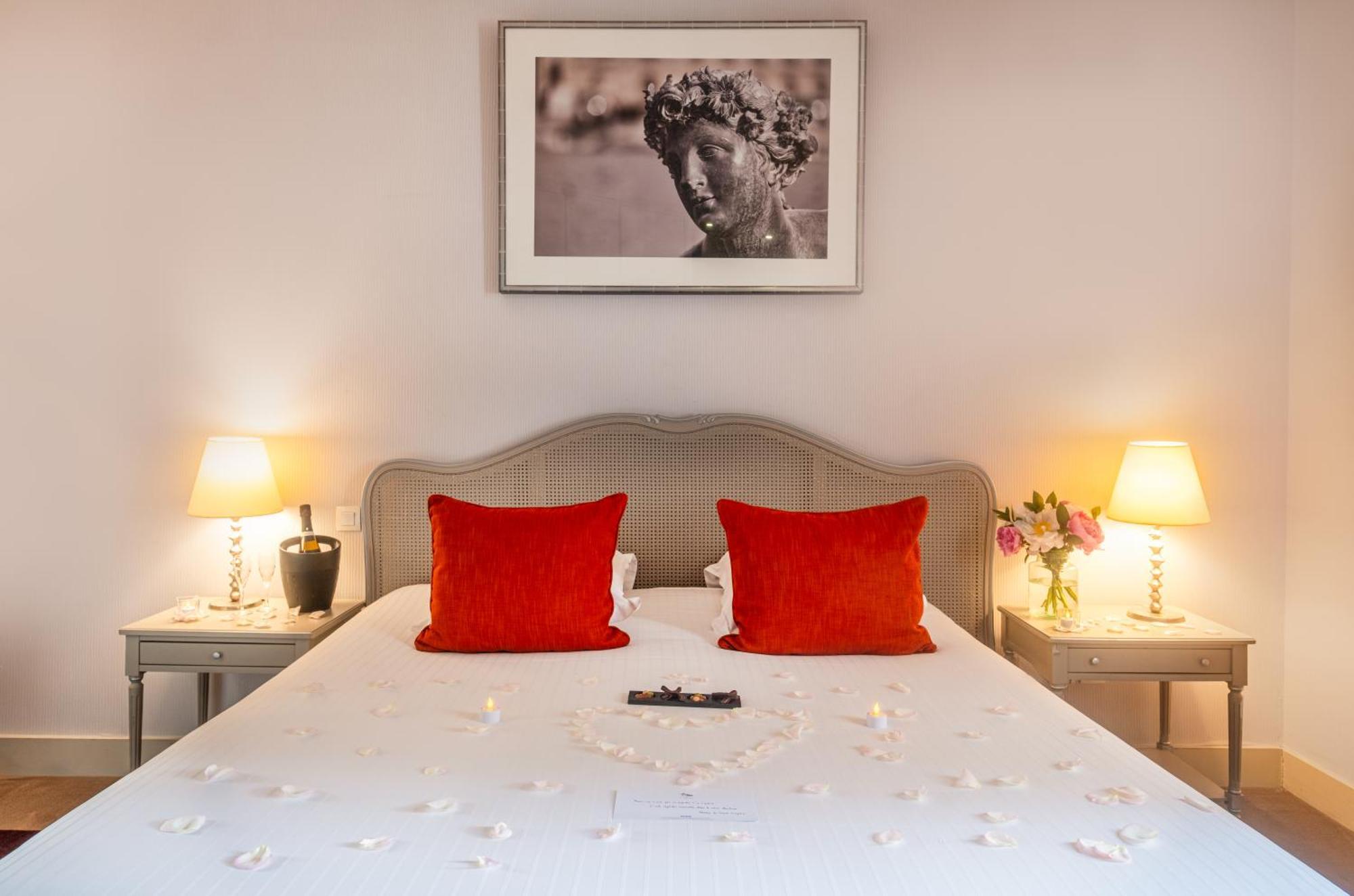 Double Room Castle